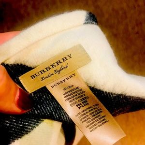 Burberry scarf